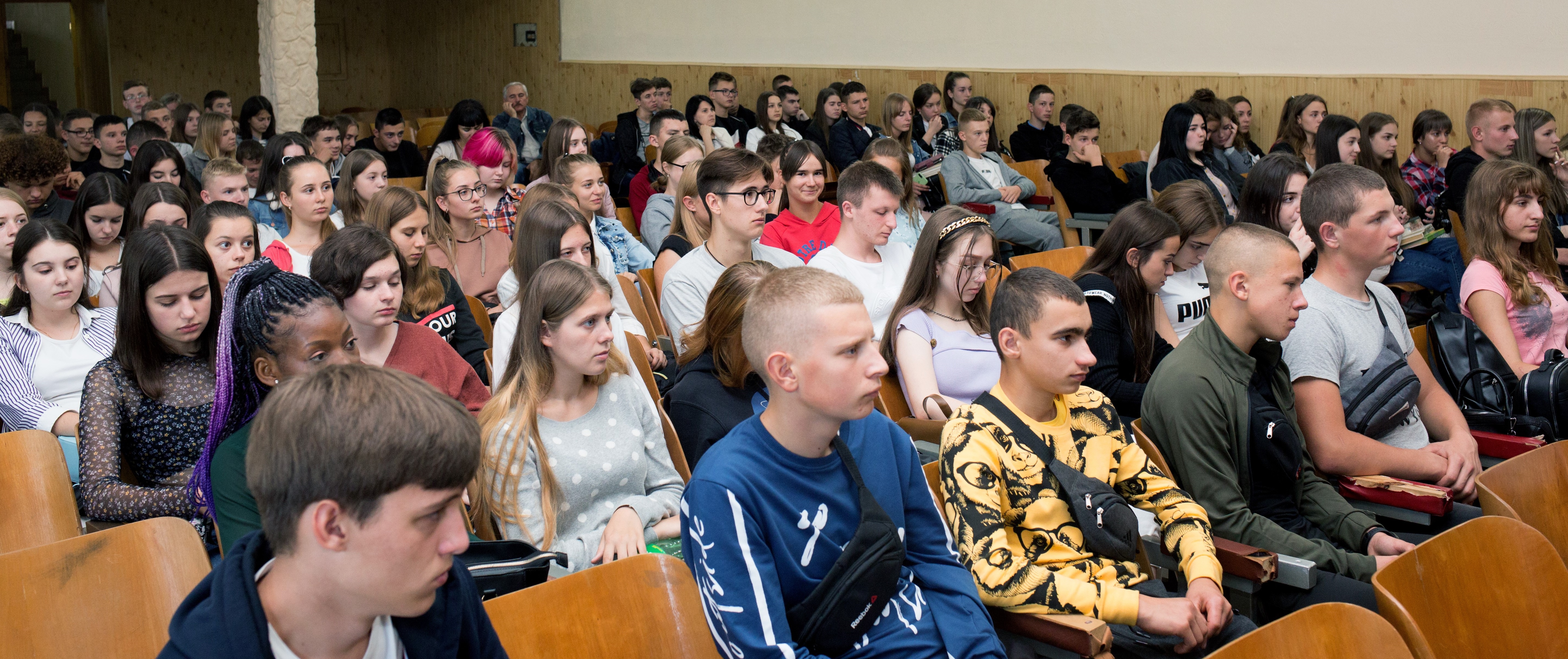 Зустріч студентів перших курсів з адміністрацією коледжу